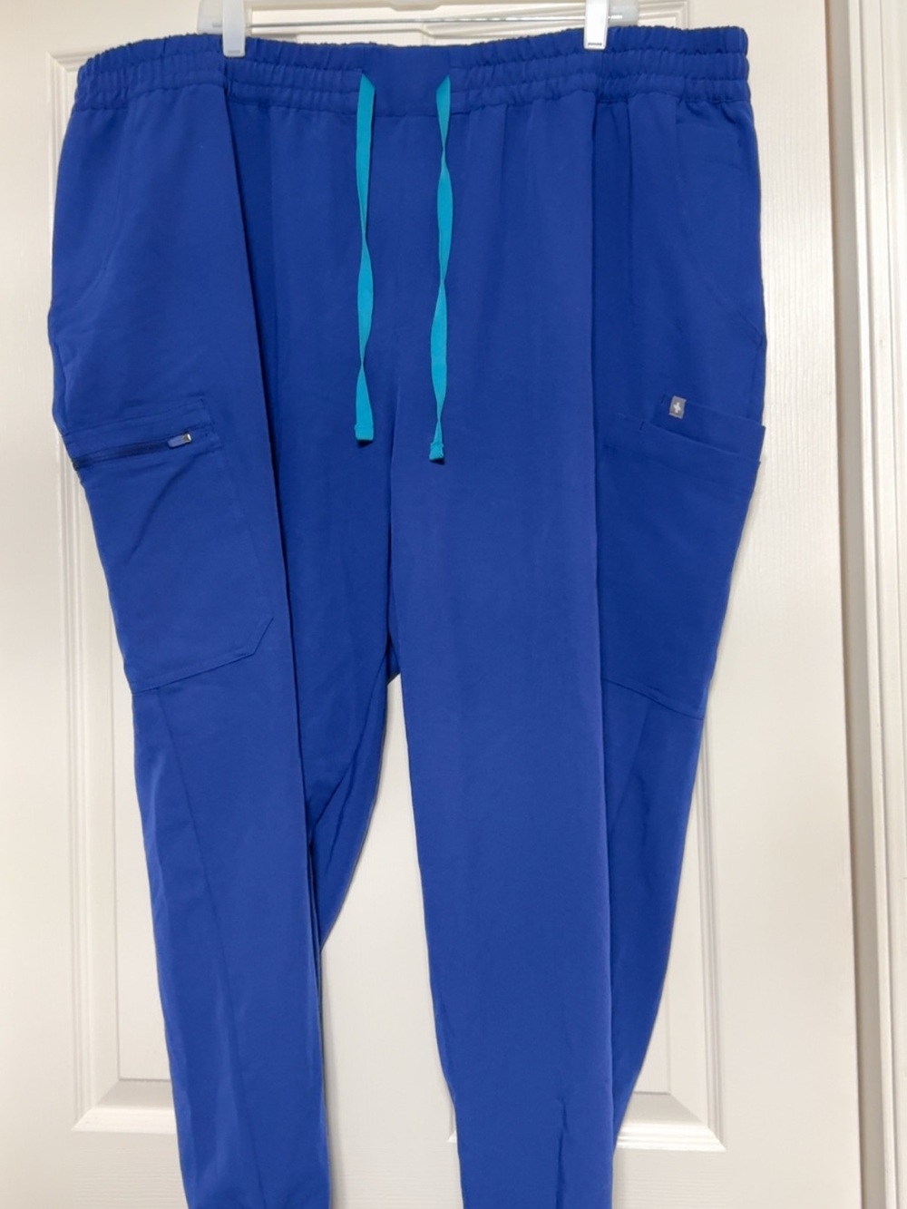 FIGS Jogger Scrub Pants – 5XL – NWOT 💙